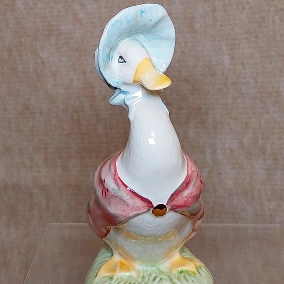 Beatrix Other - Beatrix Potter "Jemima Puddle Duck" Gold Stamp Home/Office Collectible Figurine